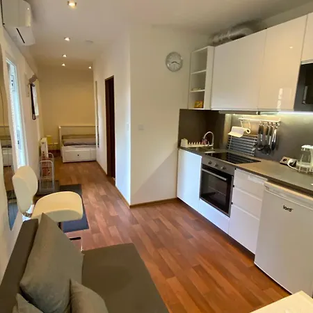 Appartement Garden House On The Vltava Riverbank 15 Min To Prague *