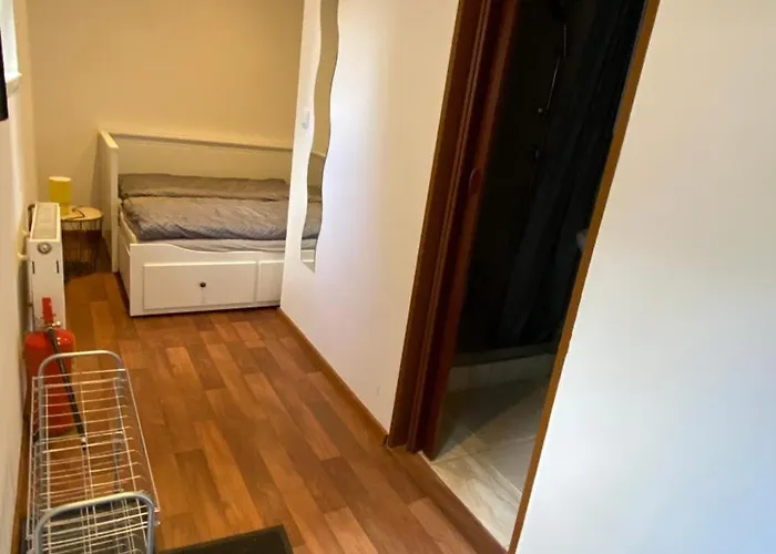 شقة Garden House On The Vltava Riverbank 15 Min To Prague كرالوبي ناد فلتافو