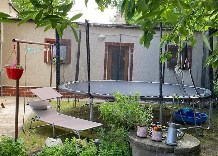شقة Garden House On The Vltava Riverbank 15 Min To Prague *