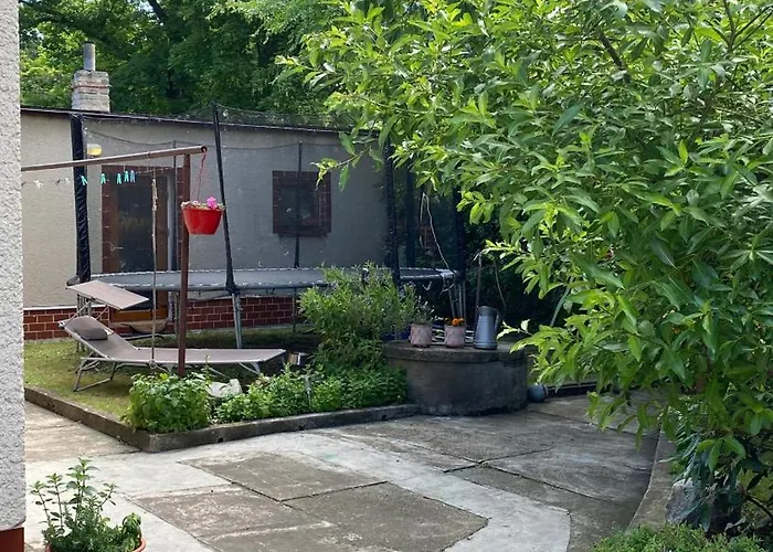 شقة Garden House On The Vltava Riverbank 15 Min To Prague كرالوبي ناد فلتافو